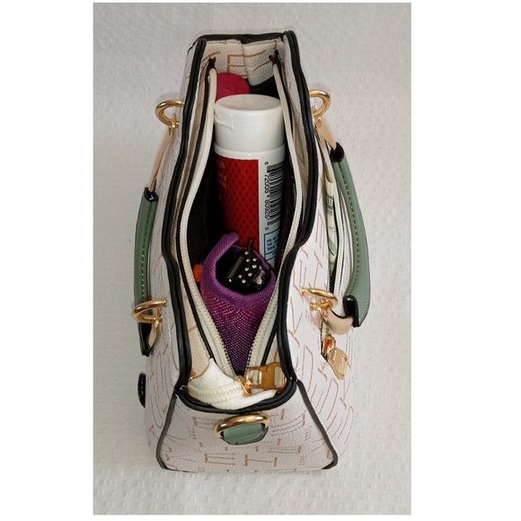 Letter Graphic Design Handbag Green & Beige Bag with Shoulder Strap - Picture 5 of 6